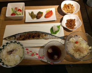 さんま定食（北洋の館）