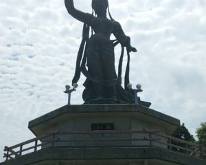 平和の像