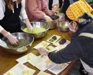 もちもさることながら漬物もおいしい！