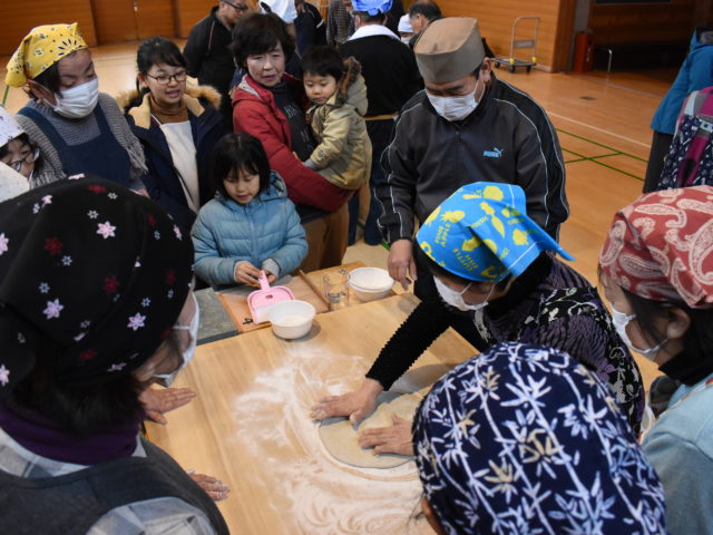 ピザ生地のように