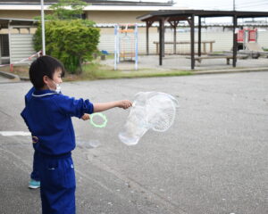 大きなシャボン玉