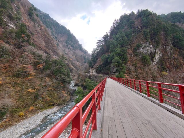 奥鐘橋