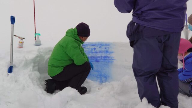 雪の層の観察