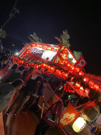 神明町の大屋形